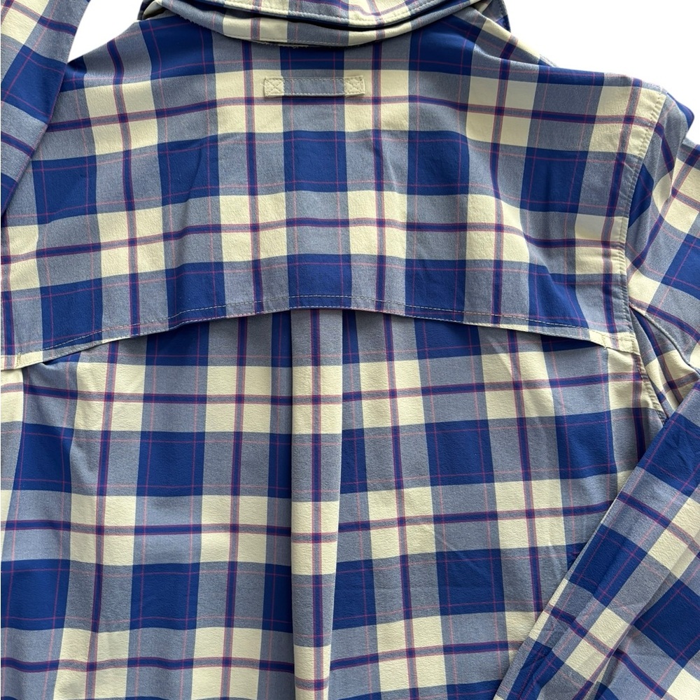 Duluth Trading Co Women’s size M activewear fishing hiking blouse. Prelo… - Picture 3 of 13